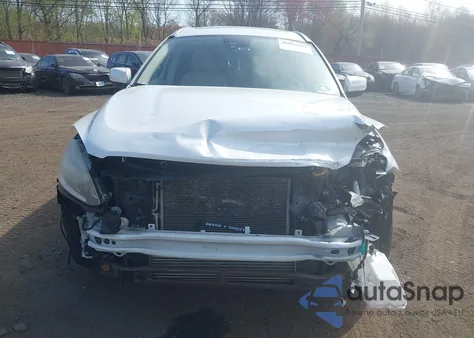 2015 Volvo Xc60 T6 из США, поврежденный, VIN YV4902RB4F2562694